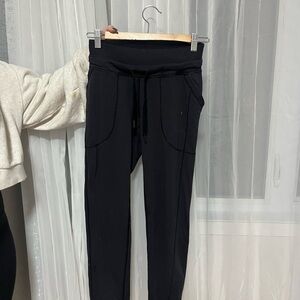Black Women's Jogger Pants Lululemon